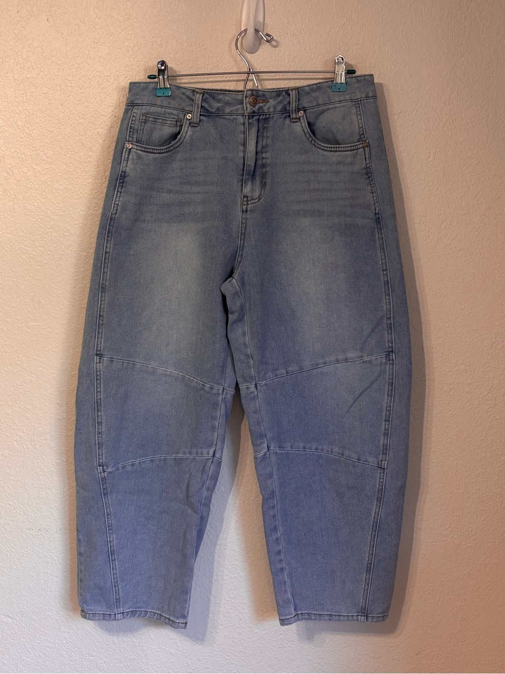 BCBGeneration Barrel Leg Jeans Size 28